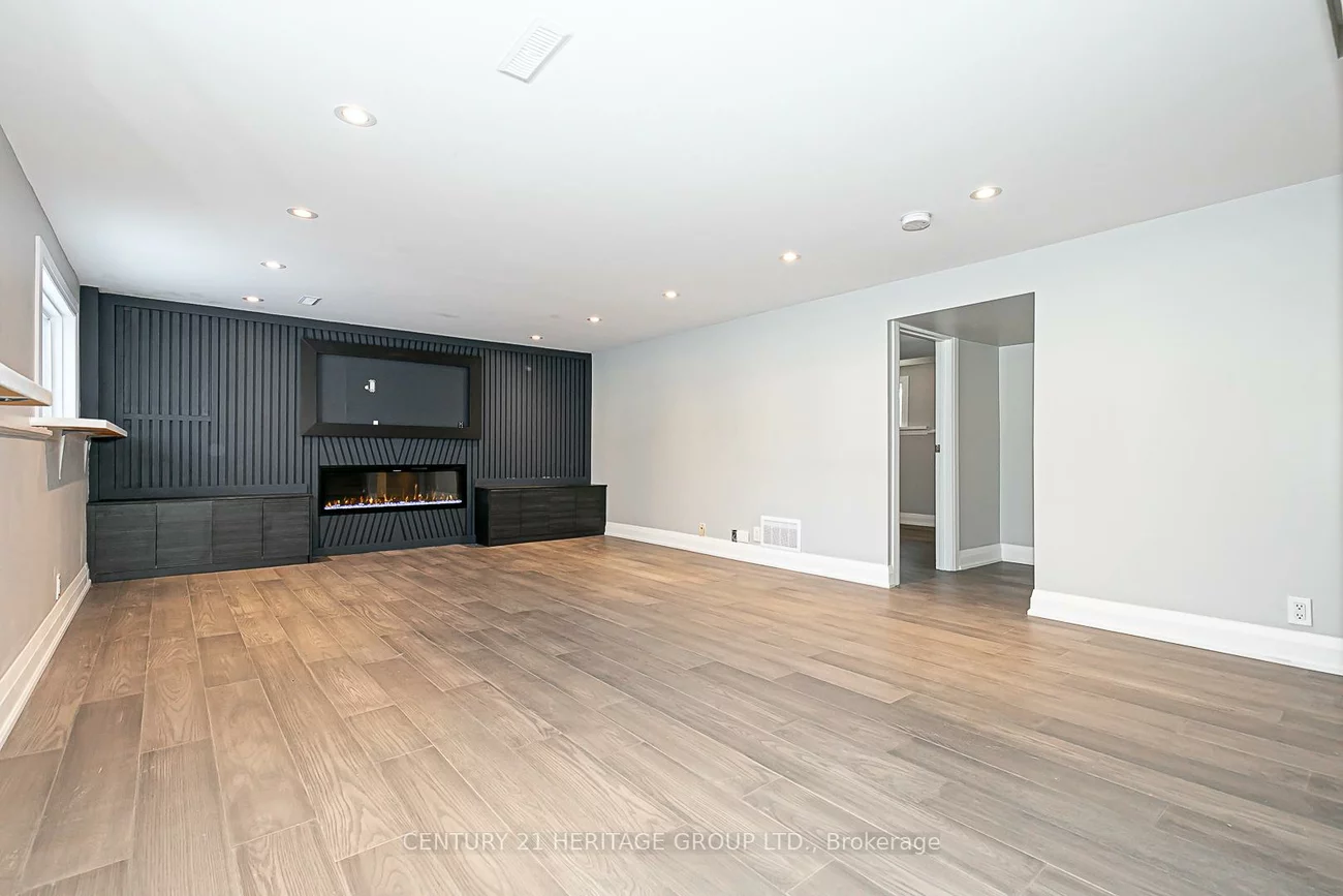 23, Tall Pines, Holland Landing, East Gwillimbury