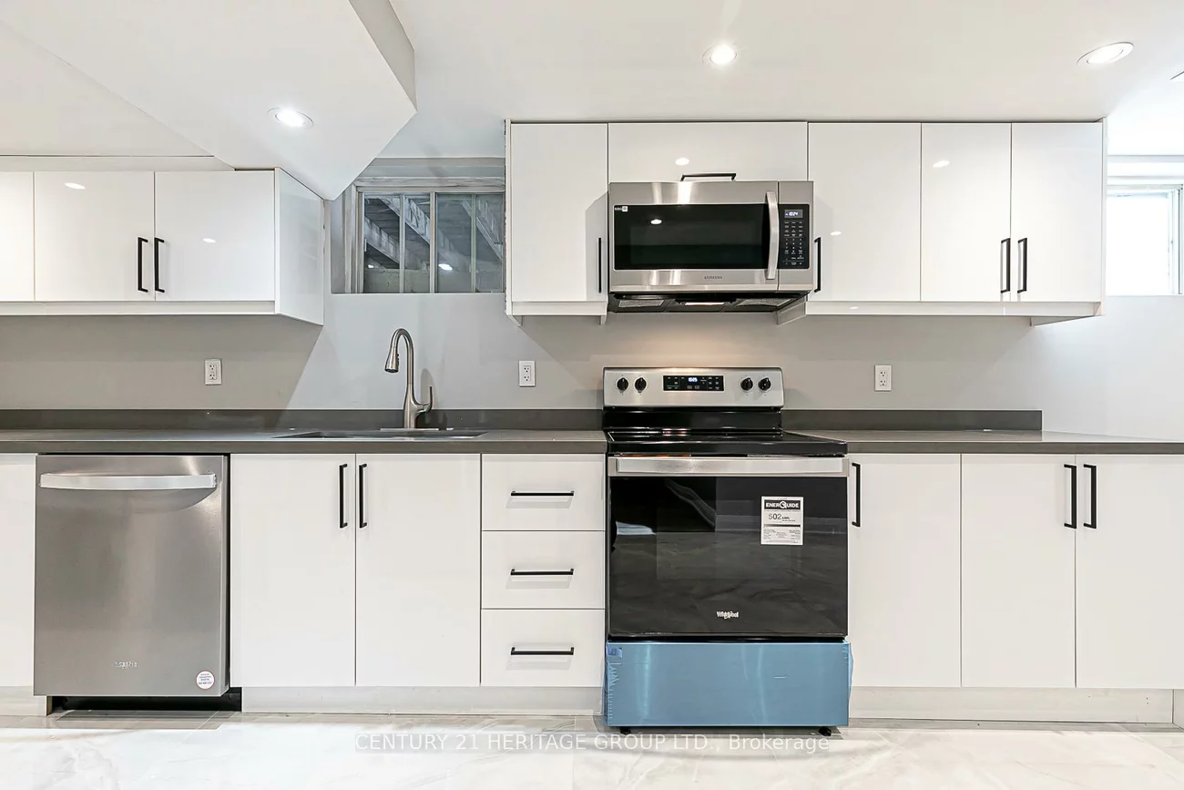 23, Tall Pines, Holland Landing, East Gwillimbury