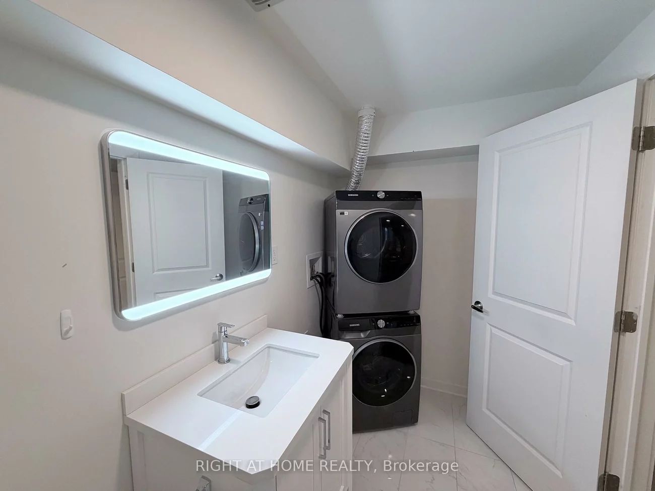 516, Seaview, Queensville, East Gwillimbury