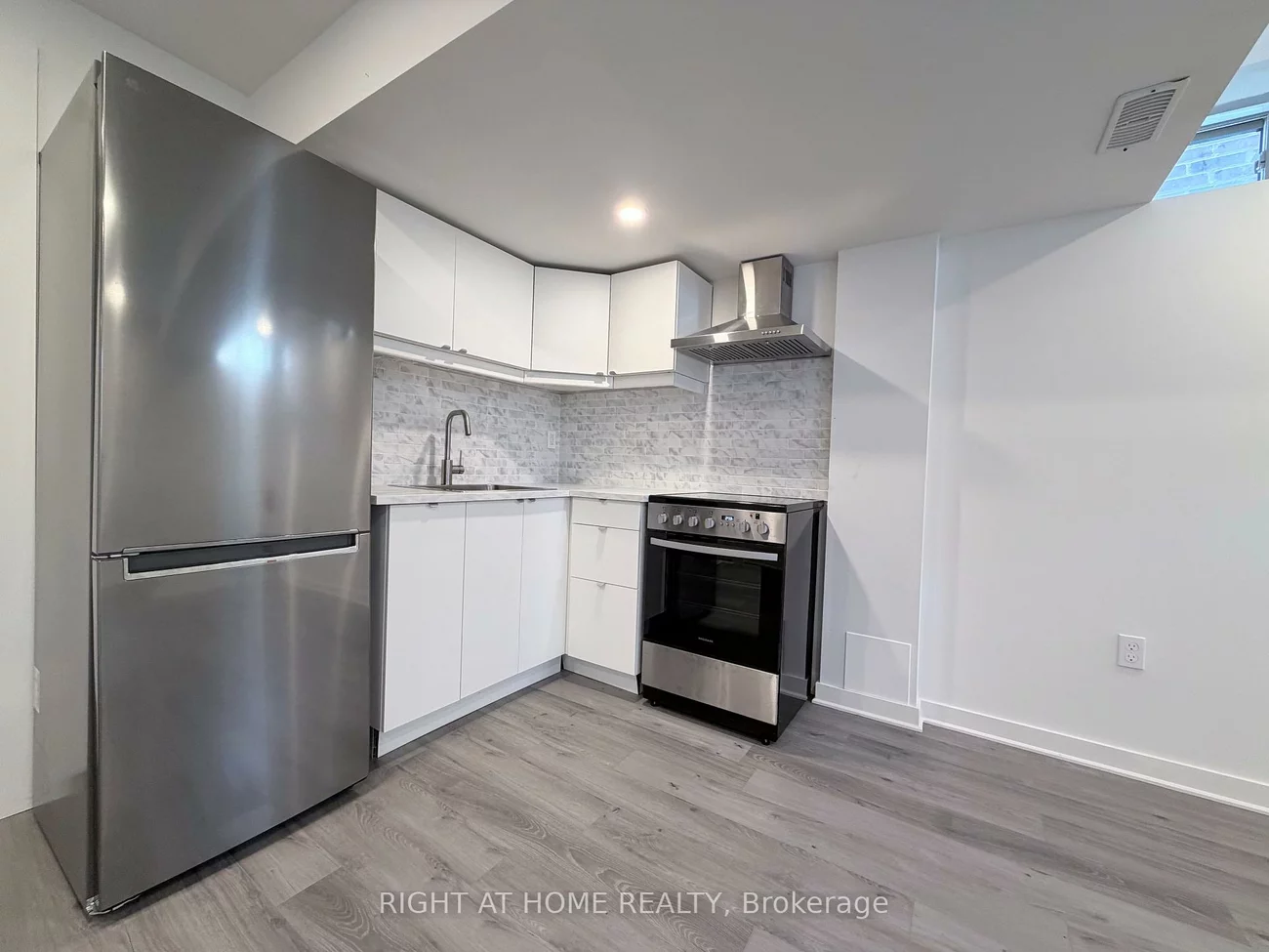 516, Seaview, Queensville, East Gwillimbury