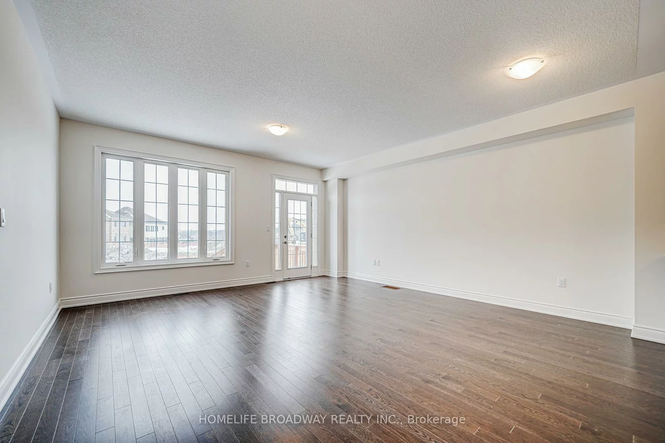 30, Tremoy, Holland Landing, East Gwillimbury