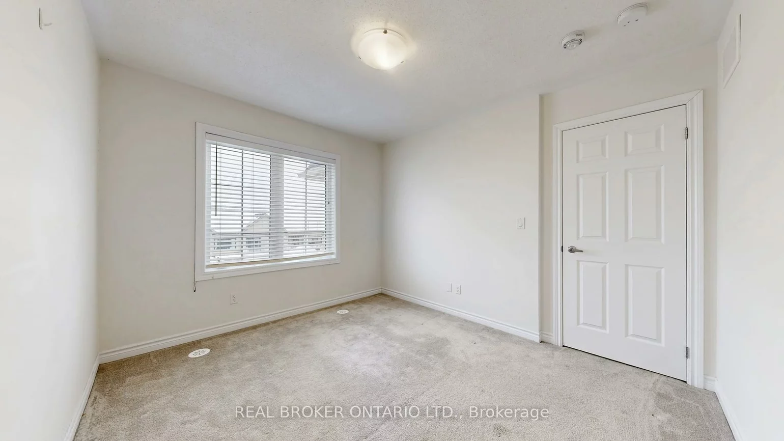 17, Blackpool, Queensville, East Gwillimbury