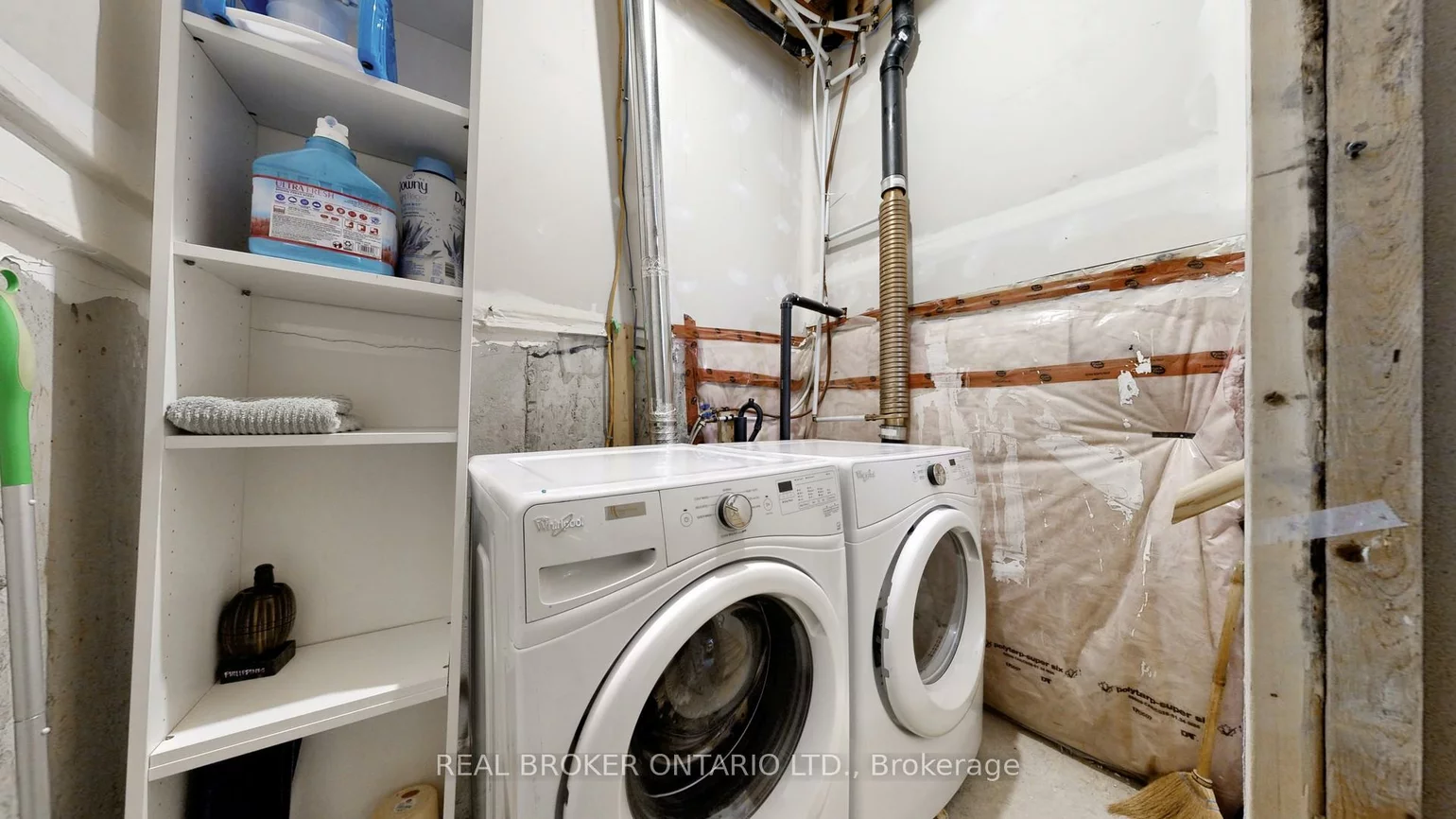 17, Blackpool, Queensville, East Gwillimbury