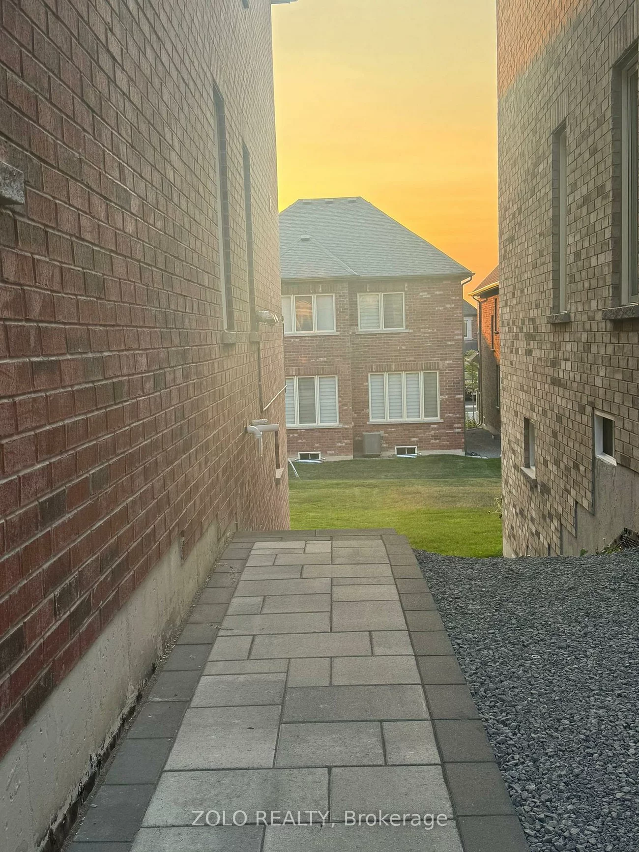 102, Watershed, Queensville, East Gwillimbury