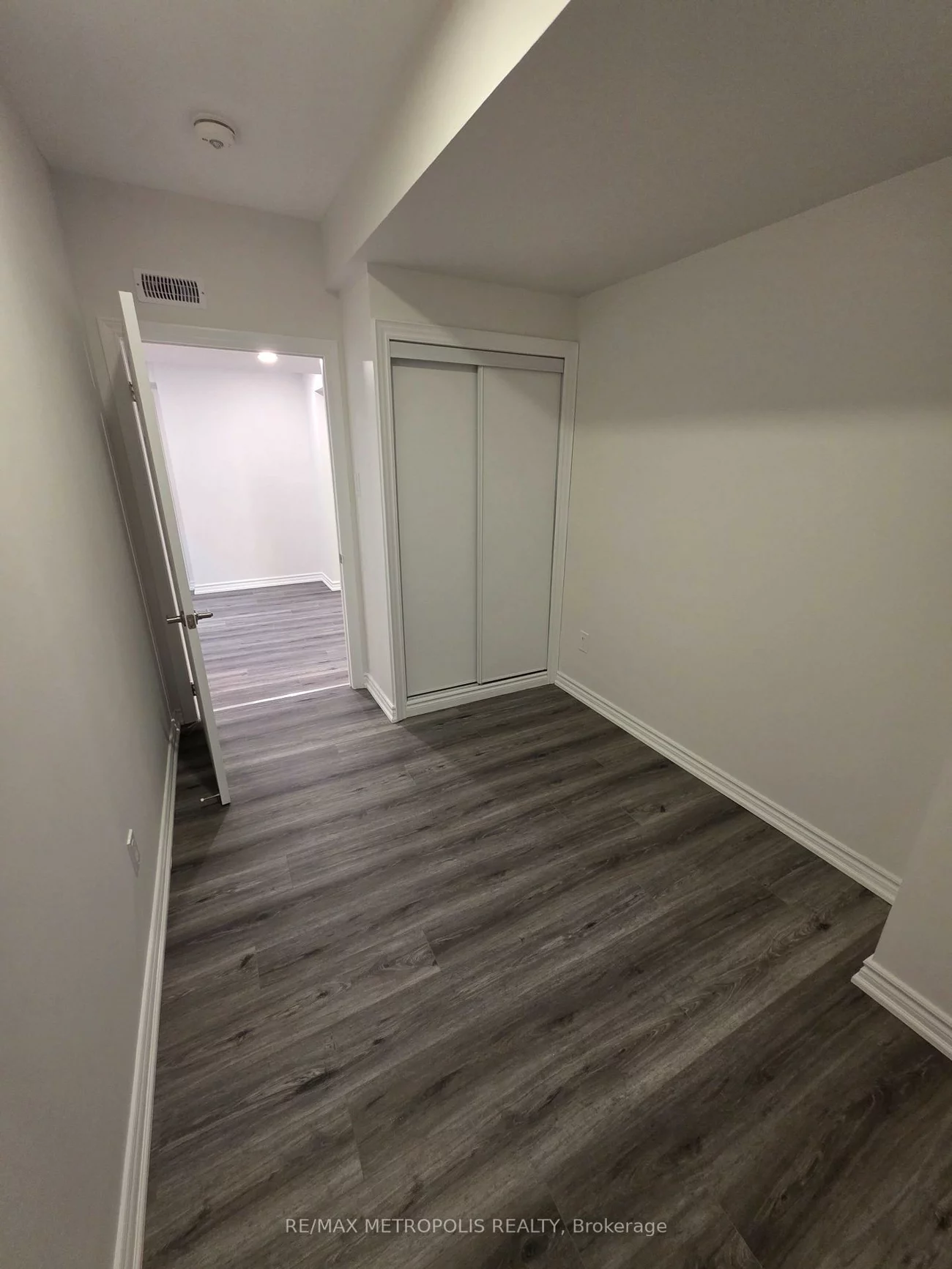 301, Seaview, Queensville, East Gwillimbury