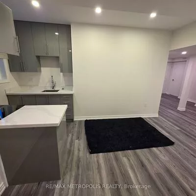 301, Seaview, Queensville, East Gwillimbury