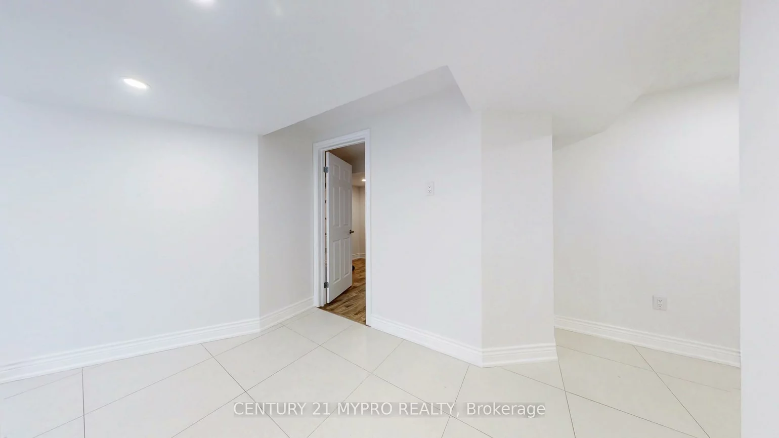 13, Manor Glen, Mt Albert, East Gwillimbury