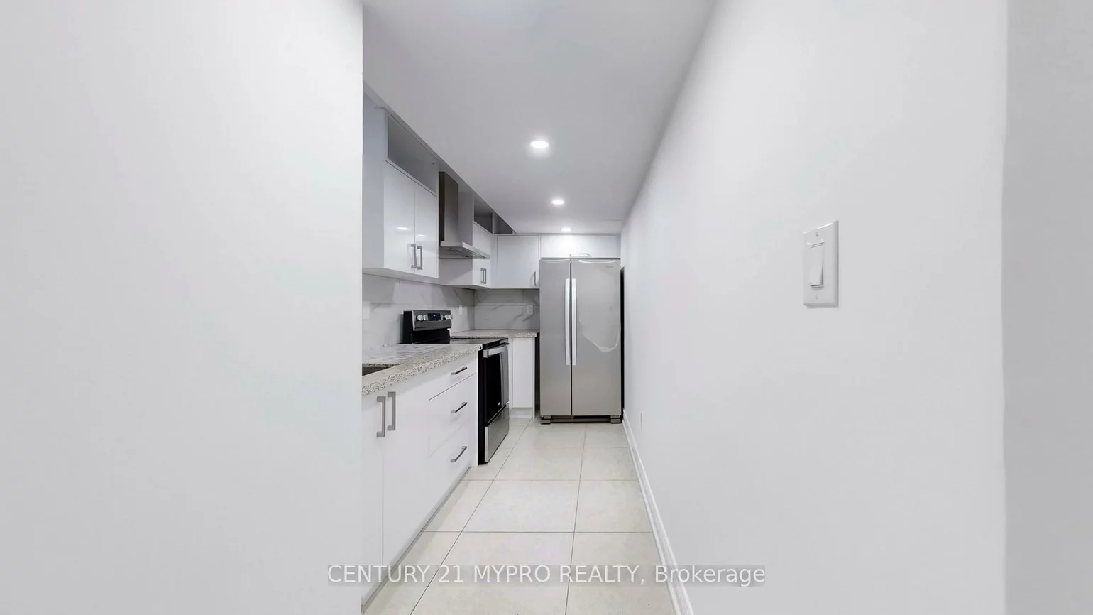 13, Manor Glen, Mt Albert, East Gwillimbury