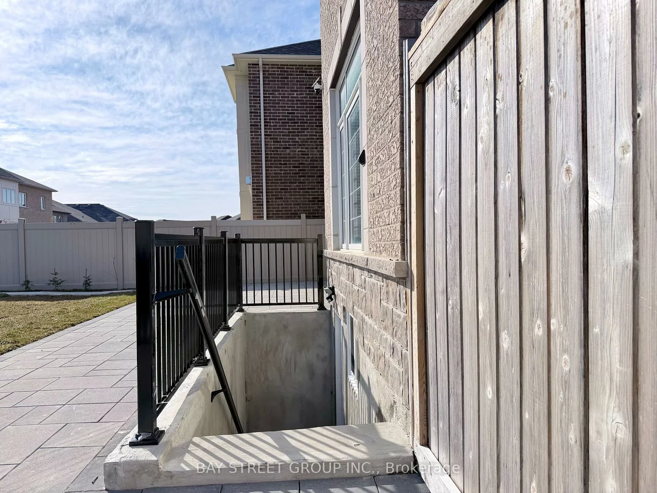 1, Kenneth Ross, Sharon, East Gwillimbury