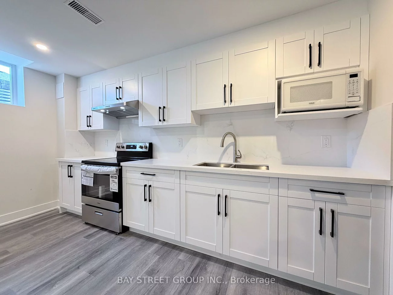 1, Kenneth Ross, Sharon, East Gwillimbury