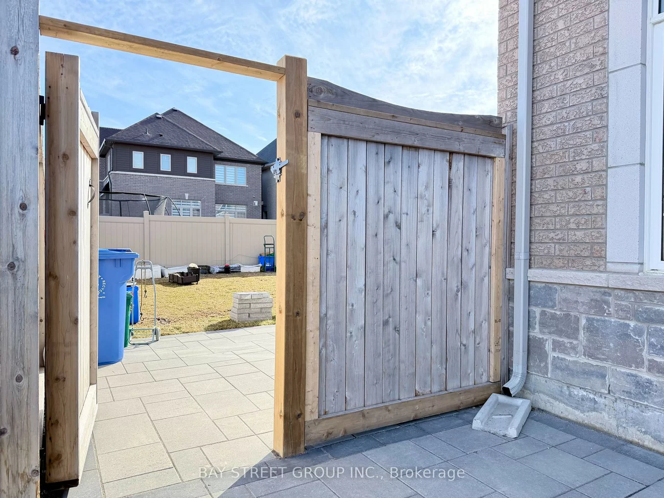 1, Kenneth Ross, Sharon, East Gwillimbury