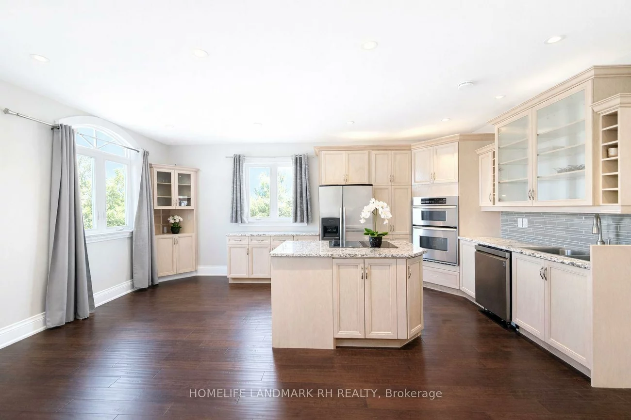 17669, Warden, Rural East Gwillimbury, East Gwillimbury