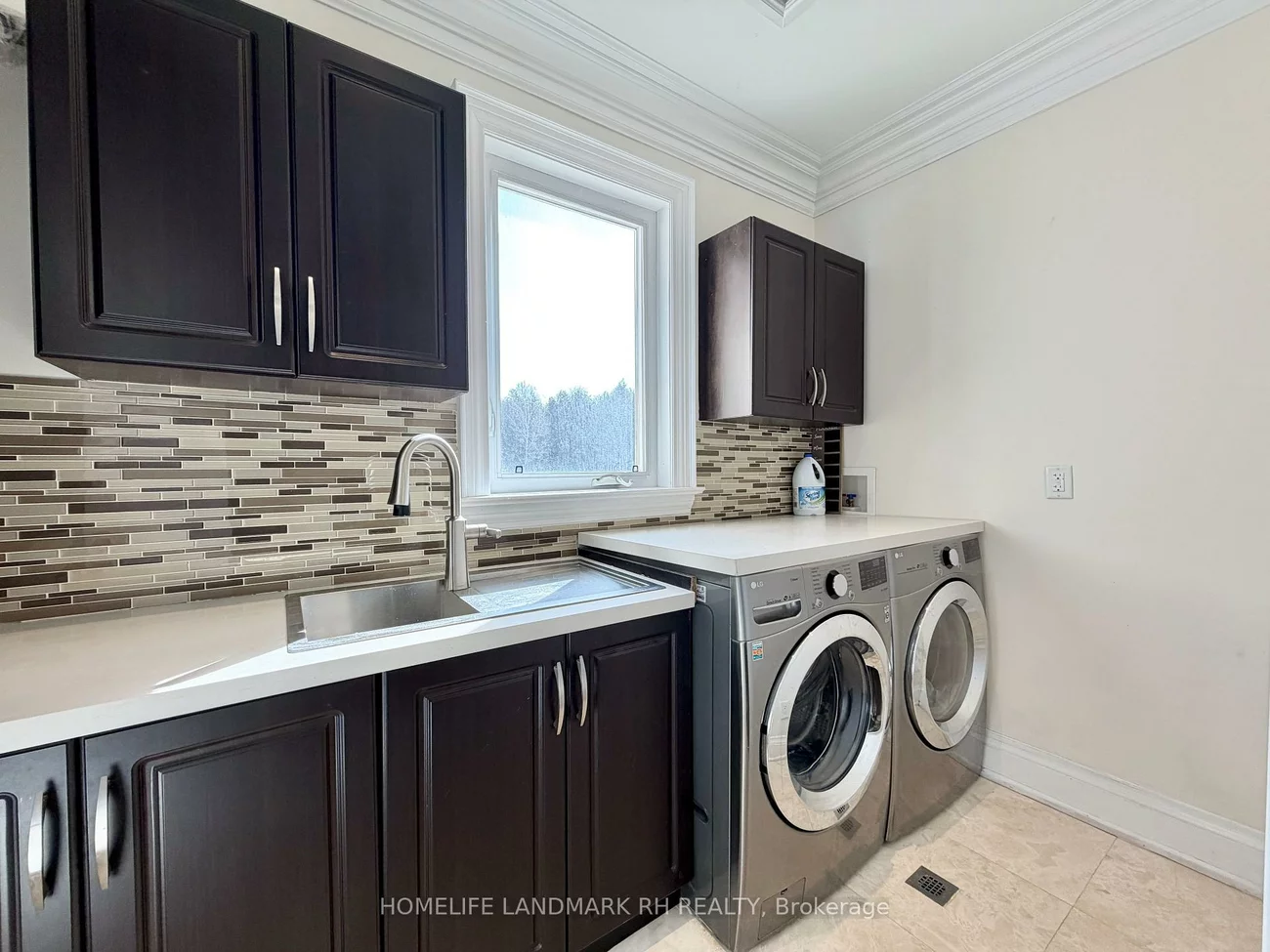 17669, Warden, Rural East Gwillimbury, East Gwillimbury