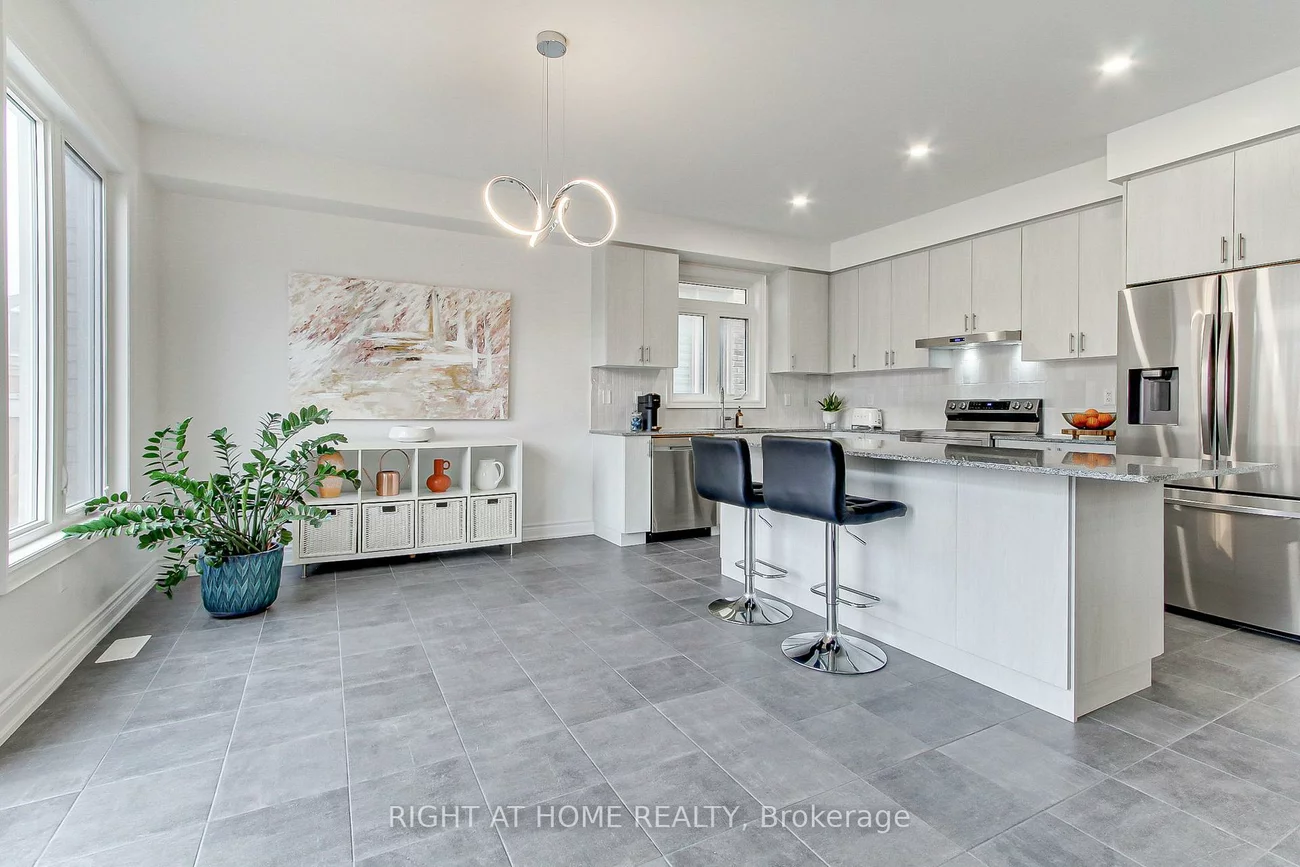 29, Pear Blossom, Holland Landing, East Gwillimbury