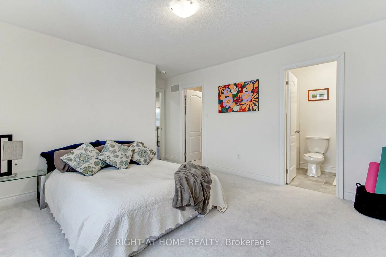 29, Pear Blossom, Holland Landing, East Gwillimbury