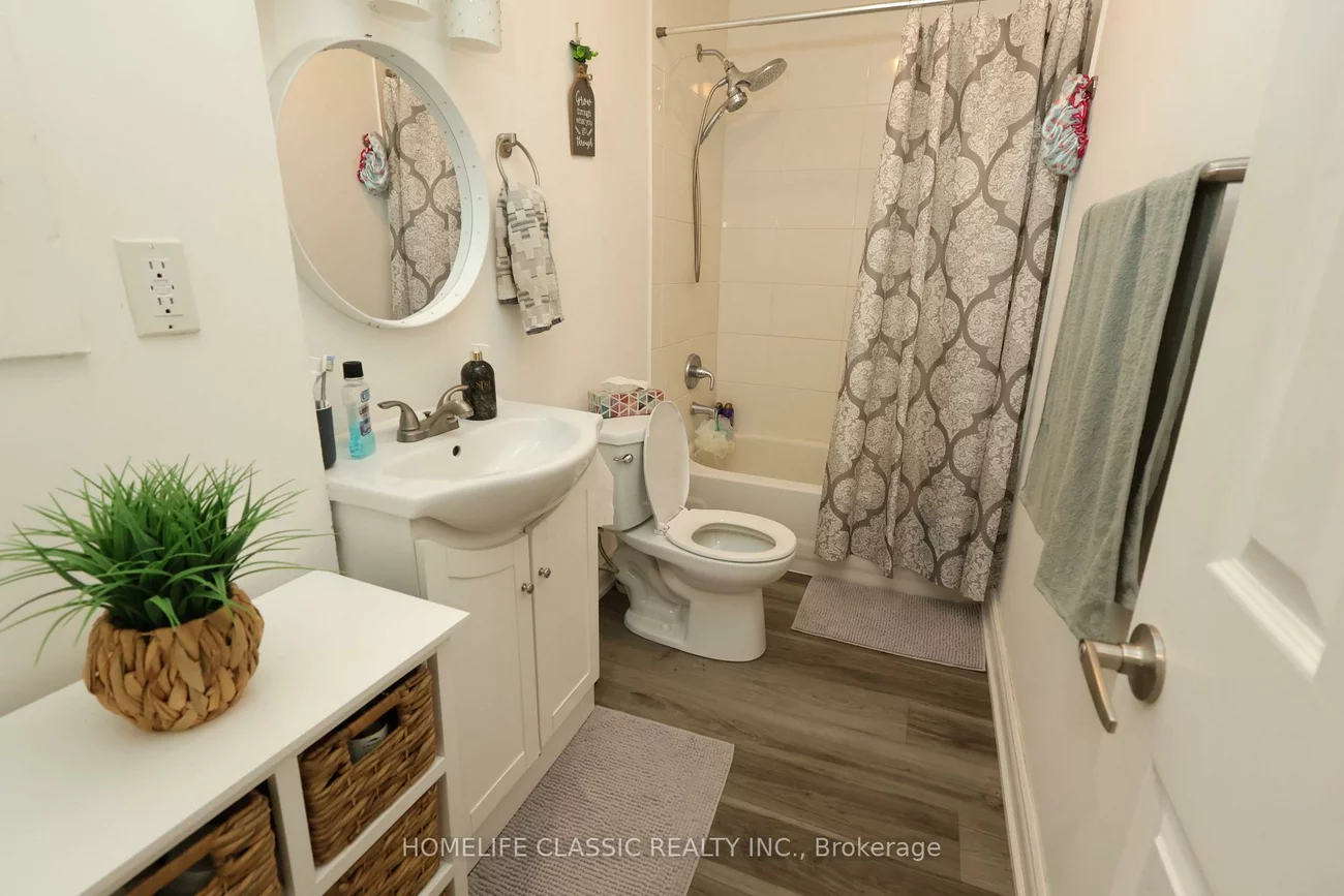 16, River, Holland Landing, East Gwillimbury