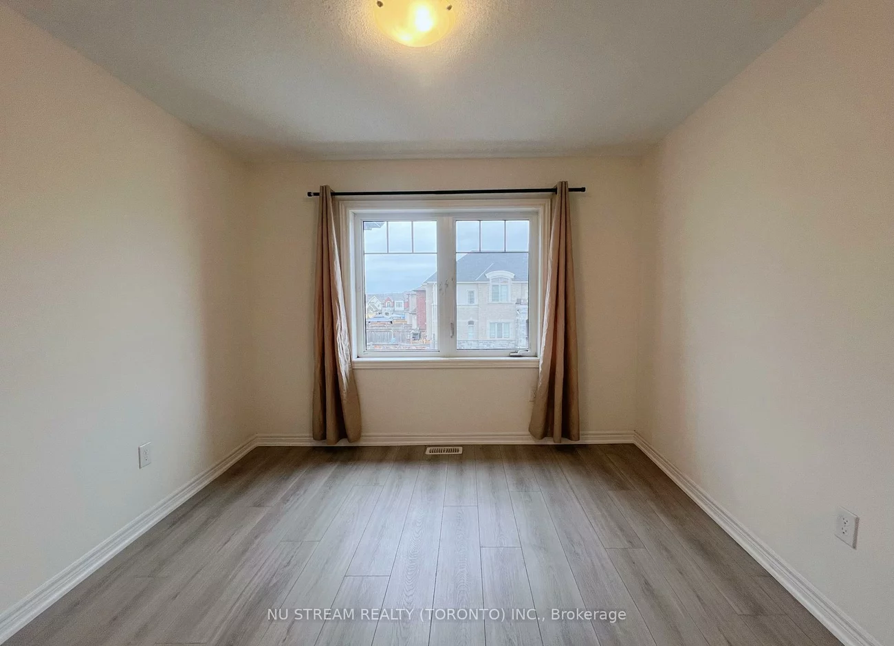 37, Kavanagh, Sharon, East Gwillimbury