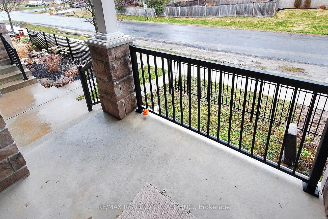 7, Zenyatta, Holland Landing, East Gwillimbury