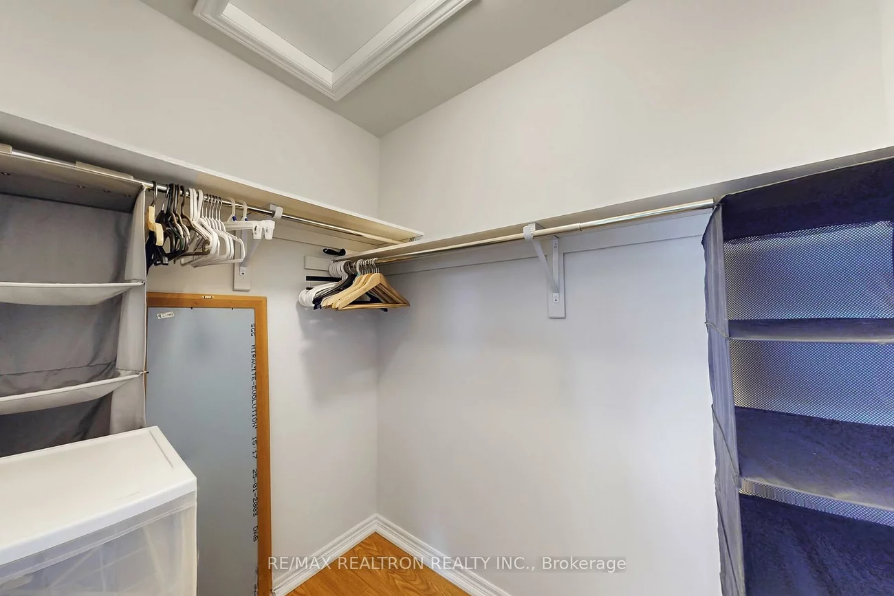 7, Zenyatta, Holland Landing, East Gwillimbury