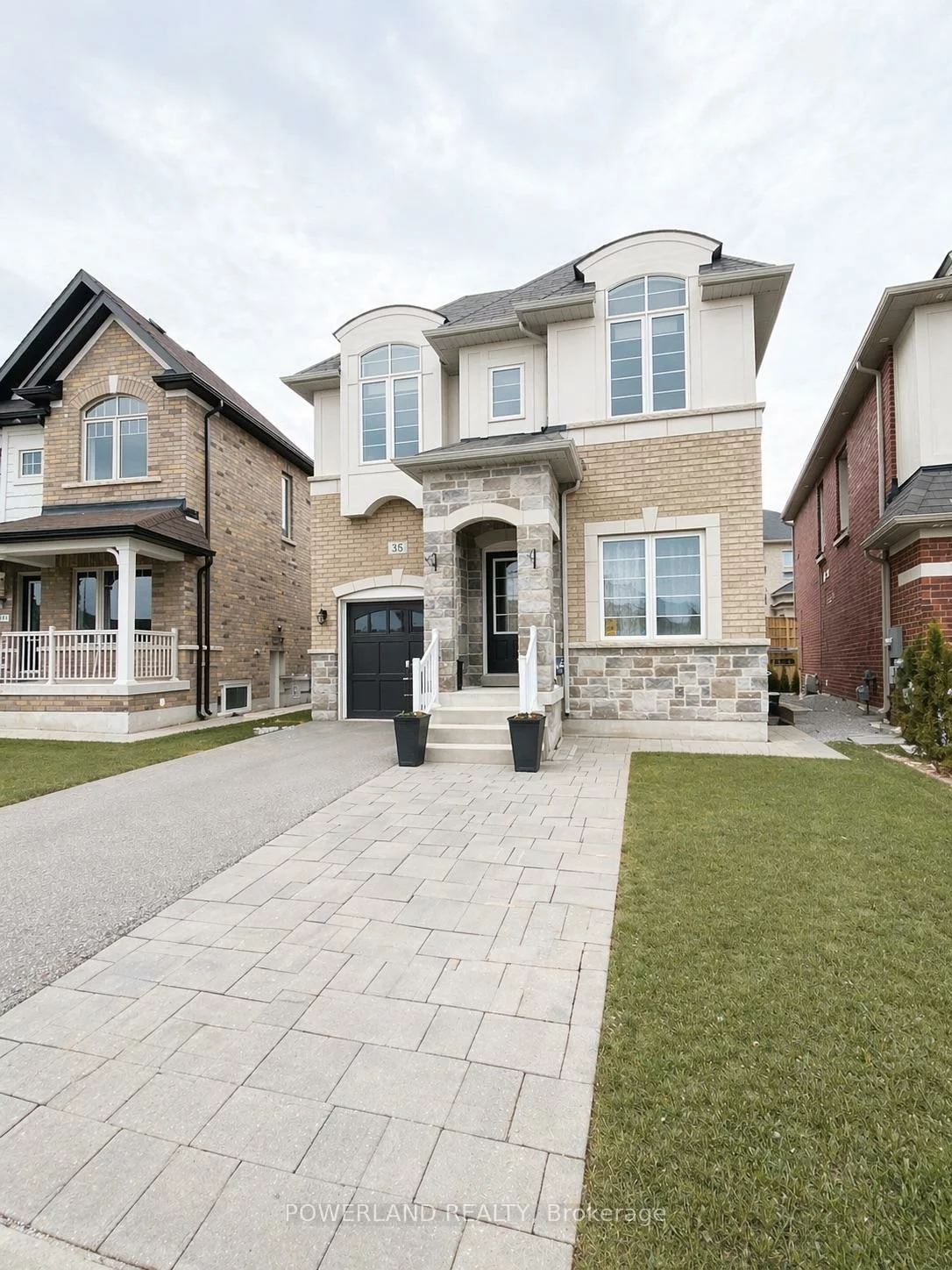 35, Kavanagh, Sharon, East Gwillimbury
