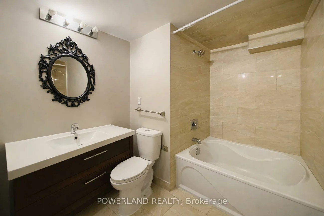 35, Kavanagh, Sharon, East Gwillimbury
