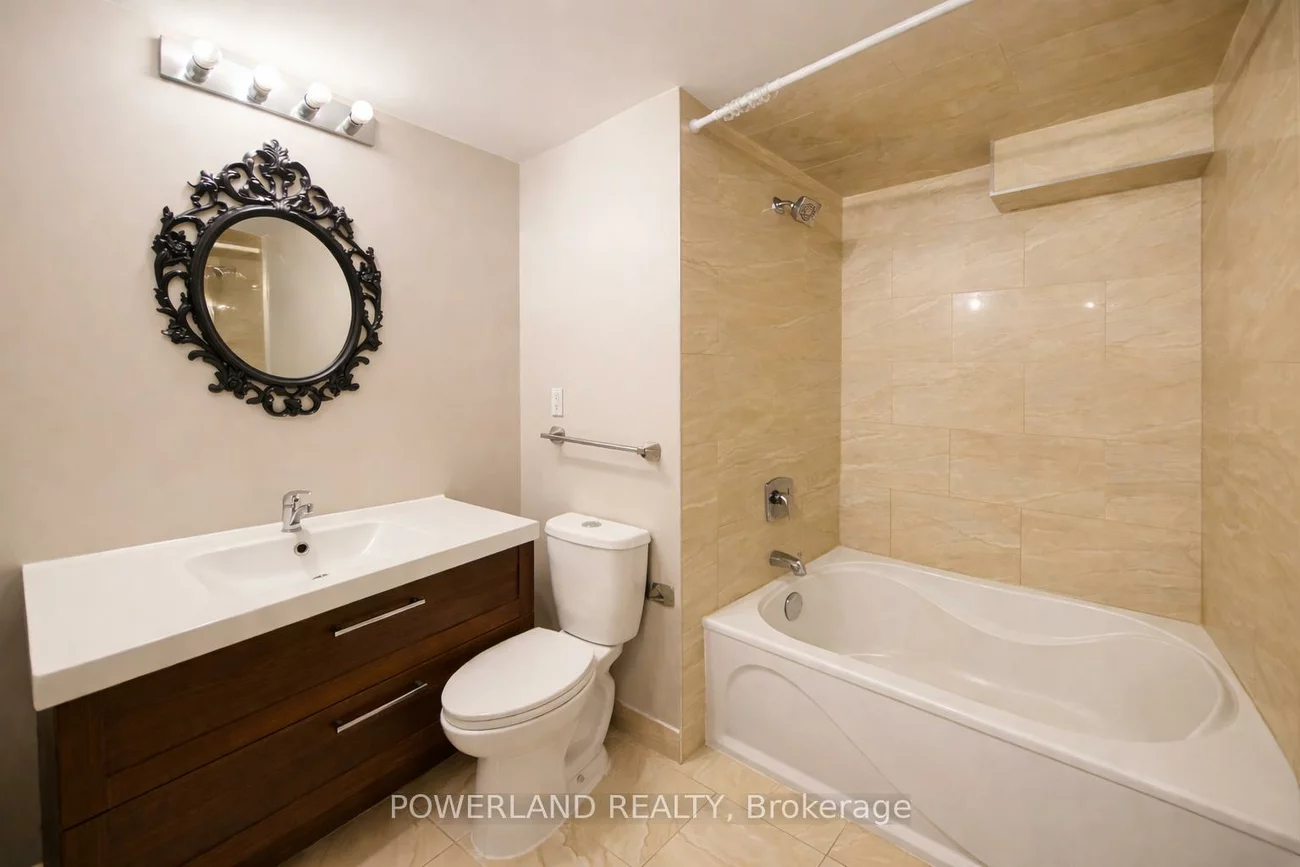 35, Kavanagh, Sharon, East Gwillimbury