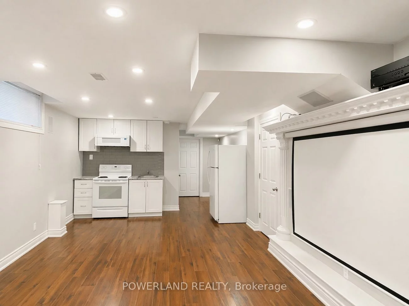 35, Kavanagh, Sharon, East Gwillimbury
