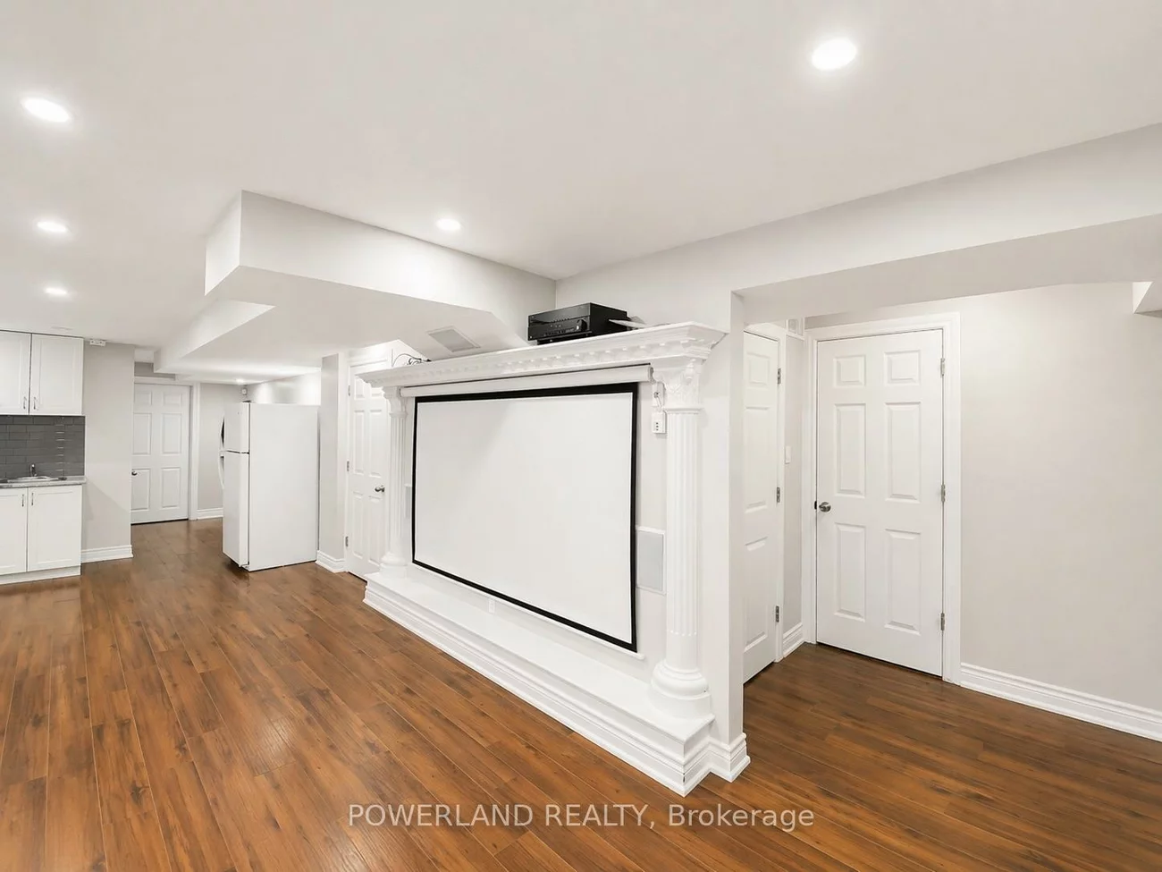 35, Kavanagh, Sharon, East Gwillimbury