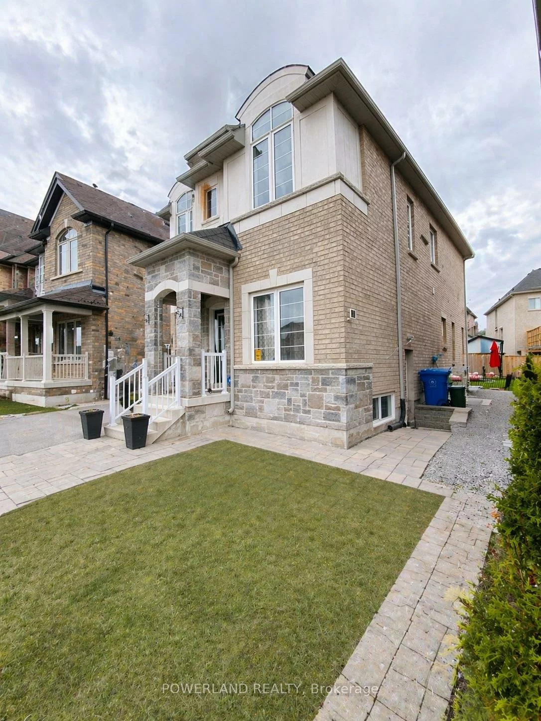 35, Kavanagh, Sharon, East Gwillimbury