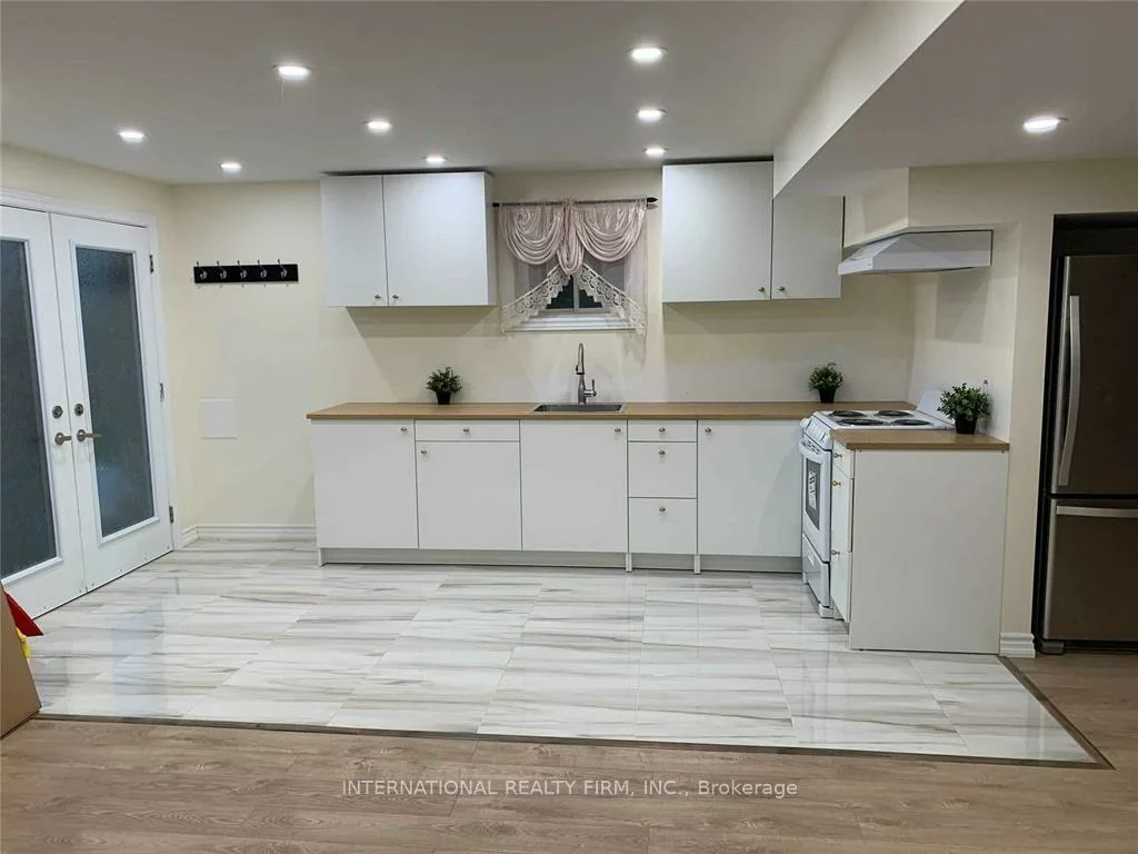 59 Frank Kelly Dr, Frank Kelly, Holland Landing, East Gwillimbury