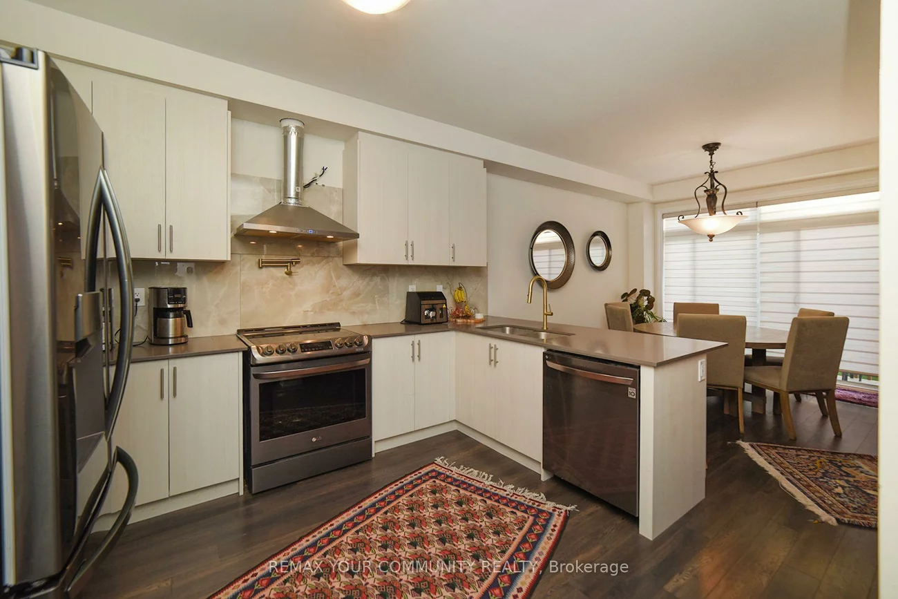 12, Viola, Sharon, East Gwillimbury