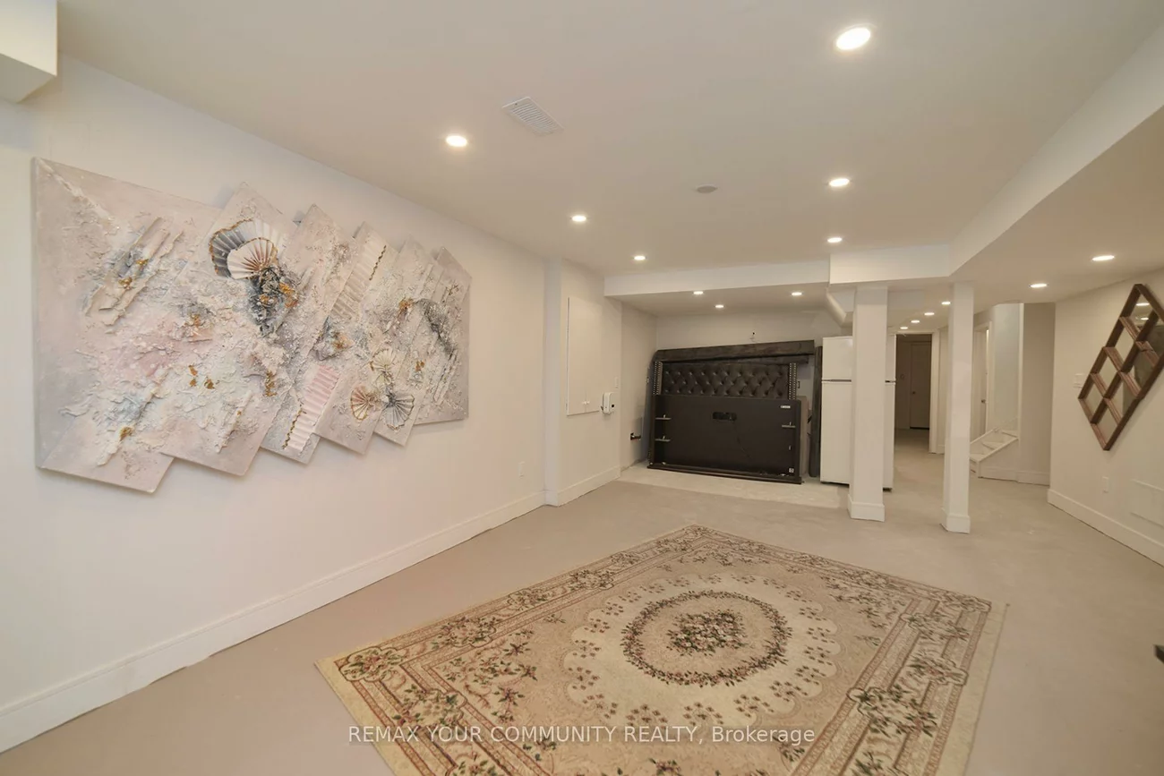 12, Viola, Sharon, East Gwillimbury