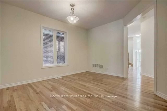 150, Chessington, Queensville, East Gwillimbury
