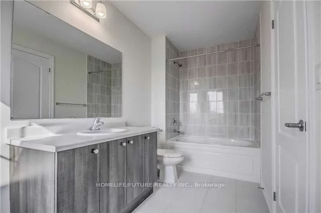 150, Chessington, Queensville, East Gwillimbury
