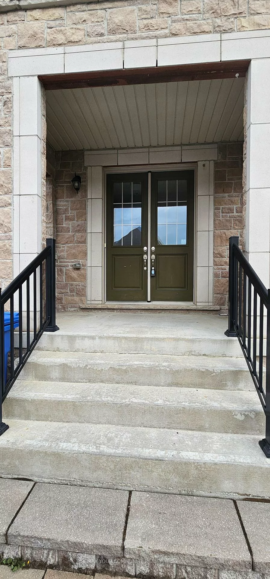 15, John Smith, Holland Landing, East Gwillimbury
