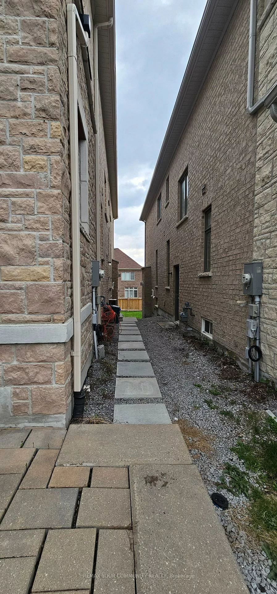15, John Smith, Holland Landing, East Gwillimbury