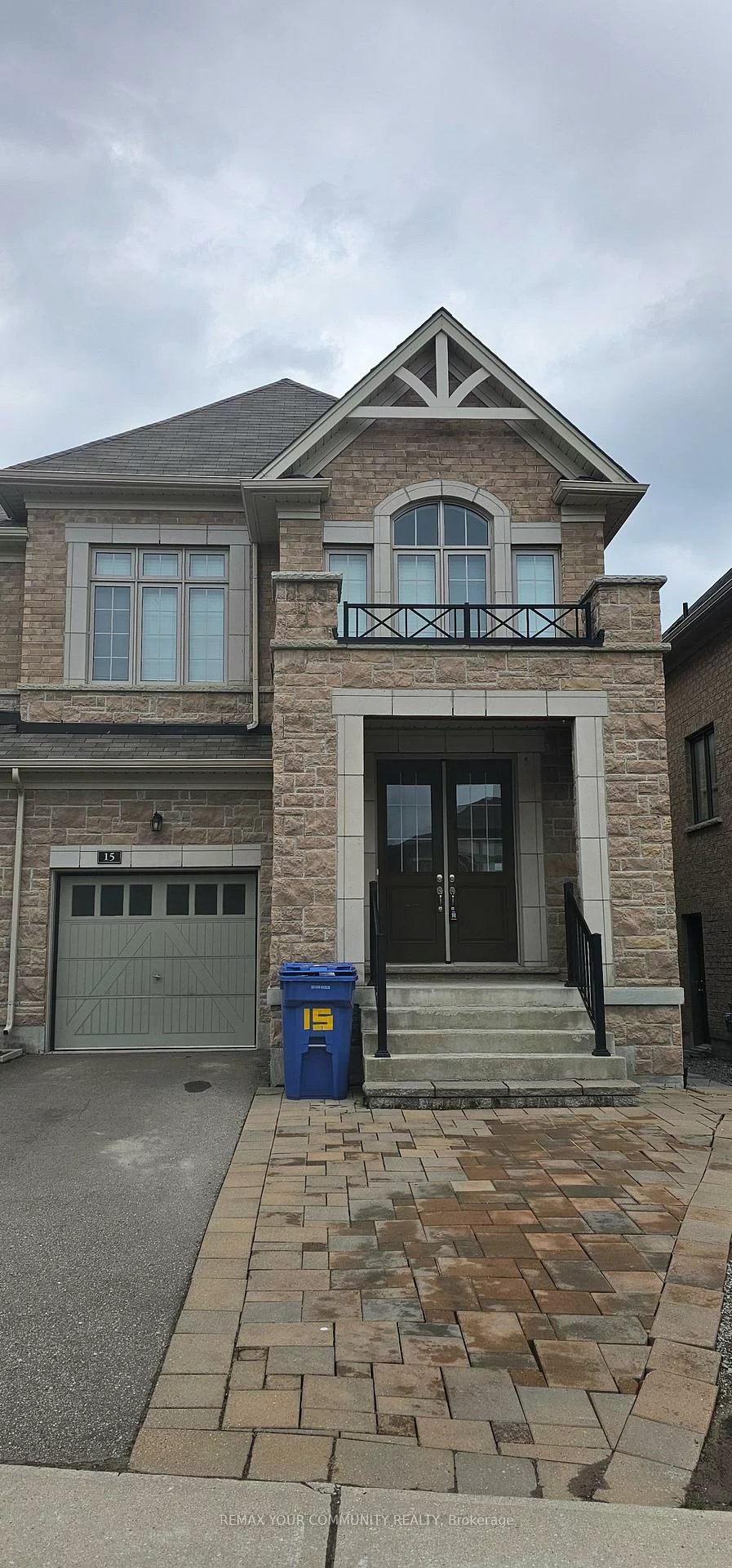 15, John Smith, Holland Landing, East Gwillimbury