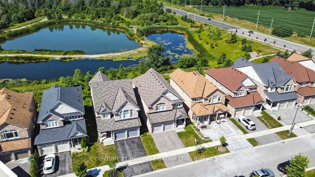 16, Old Field, Rural East Gwillimbury, East Gwillimbury