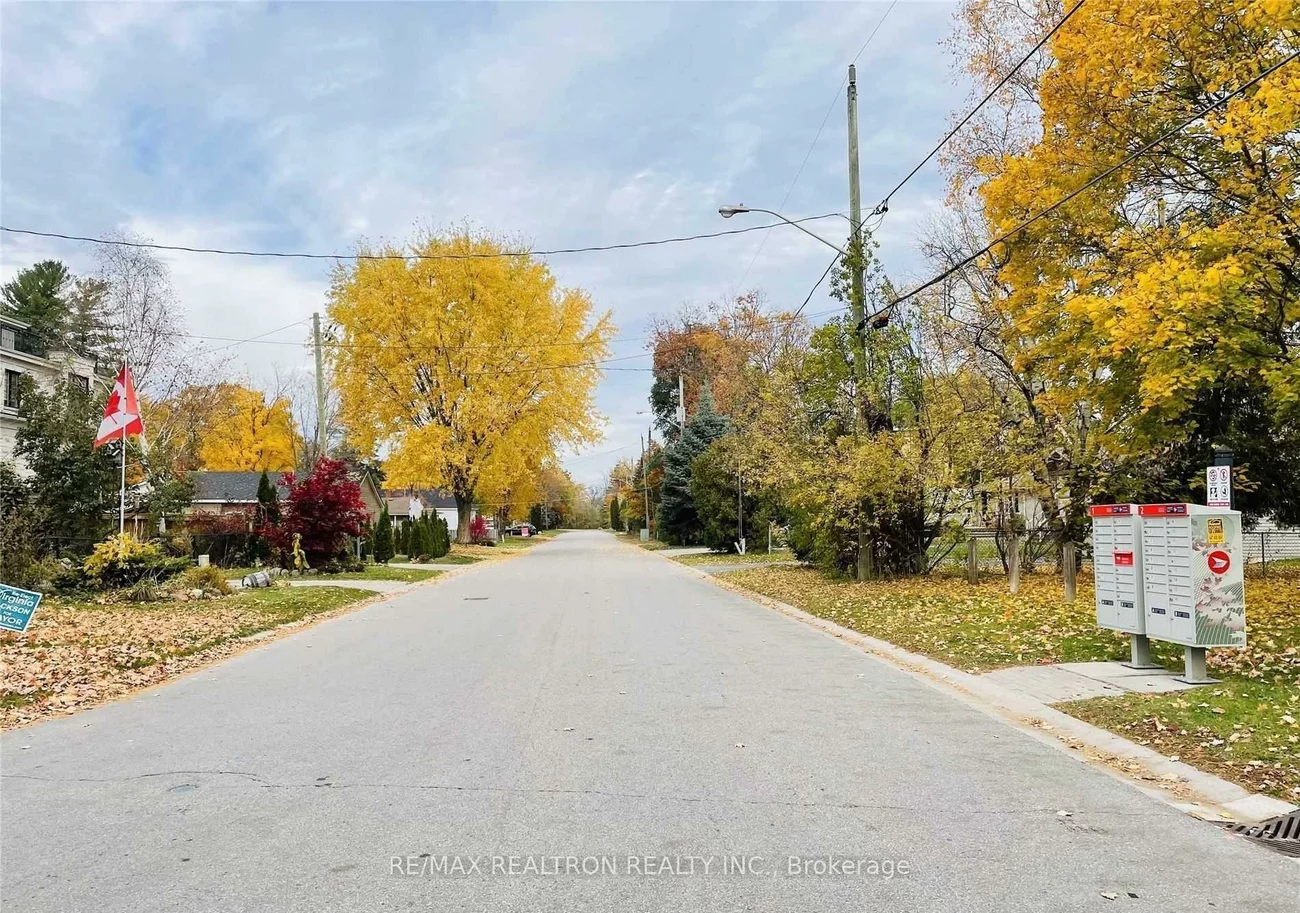 18, River, Holland Landing, East Gwillimbury