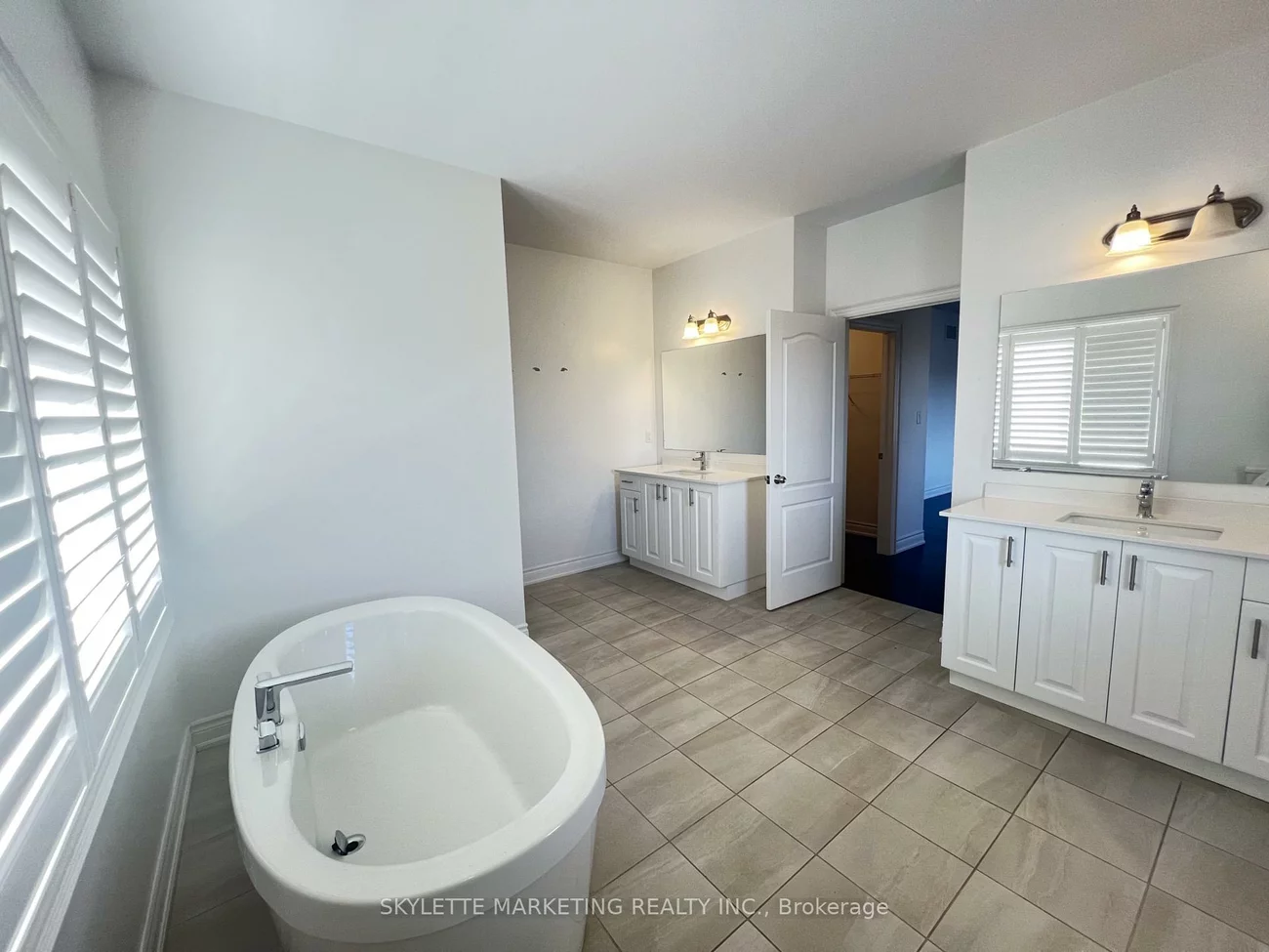 5, Beebalm, Holland Landing, East Gwillimbury