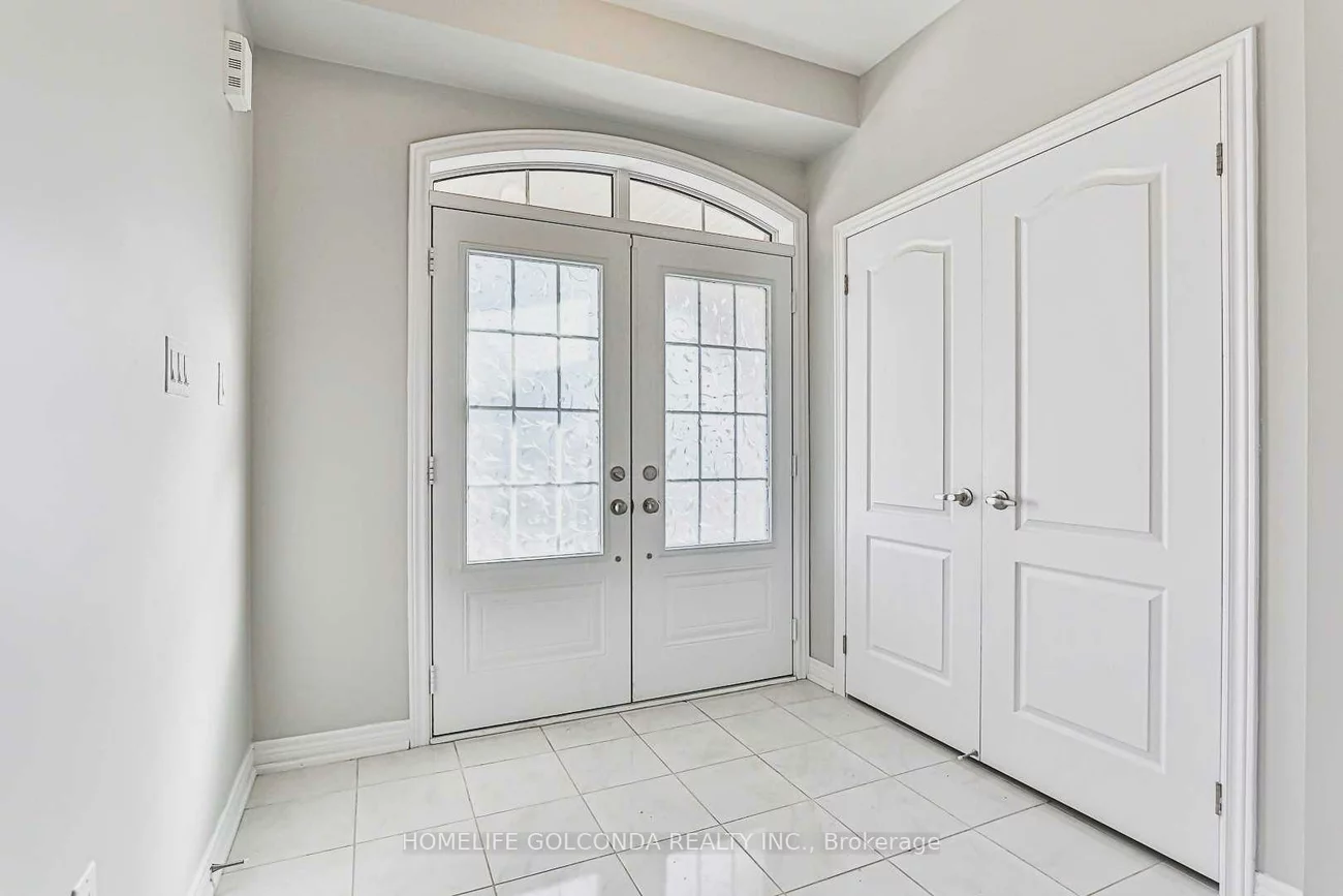 24, Applegate, Sharon, East Gwillimbury