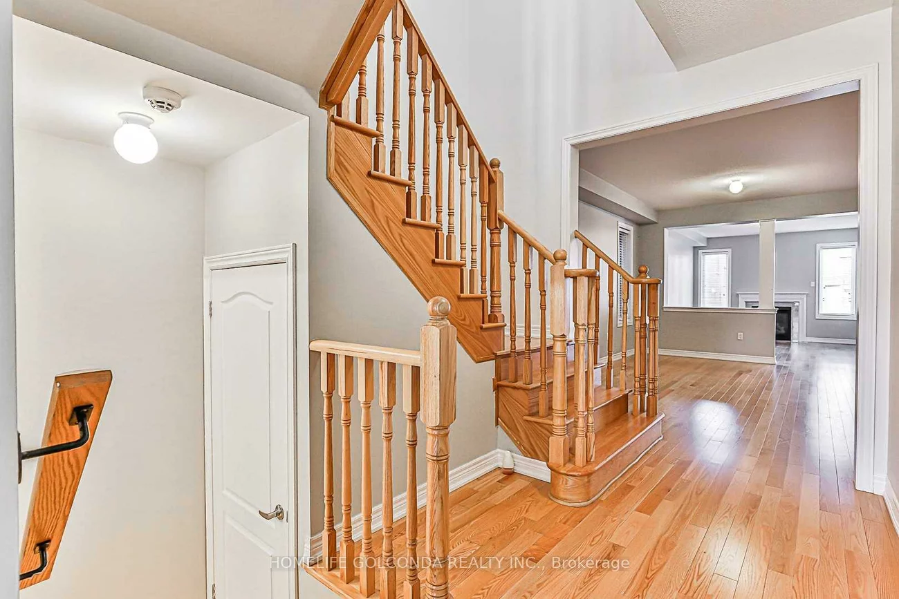 24, Applegate, Sharon, East Gwillimbury