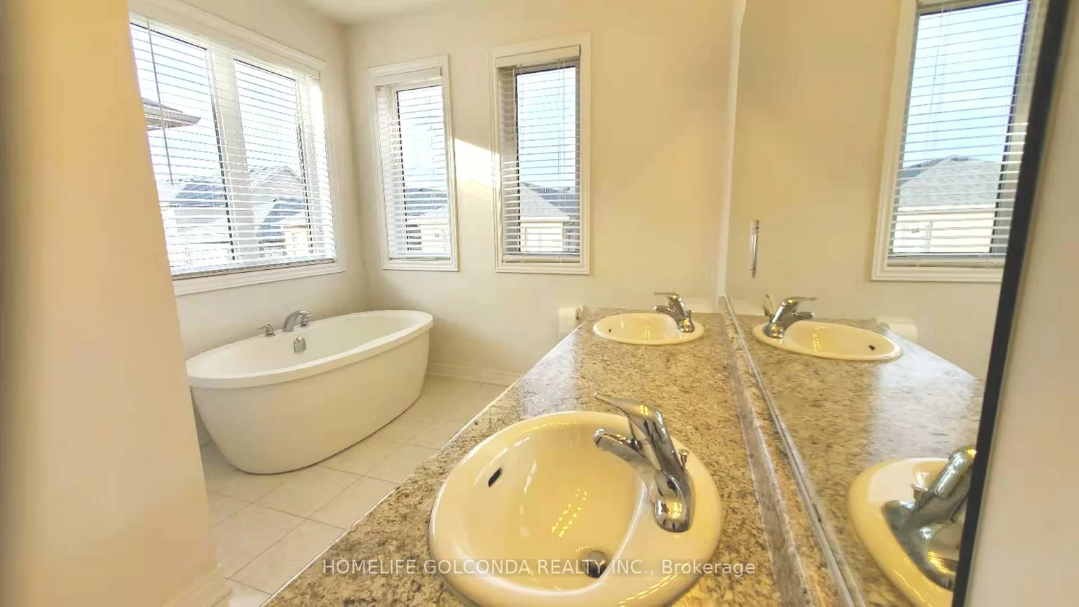 24, Applegate, Sharon, East Gwillimbury