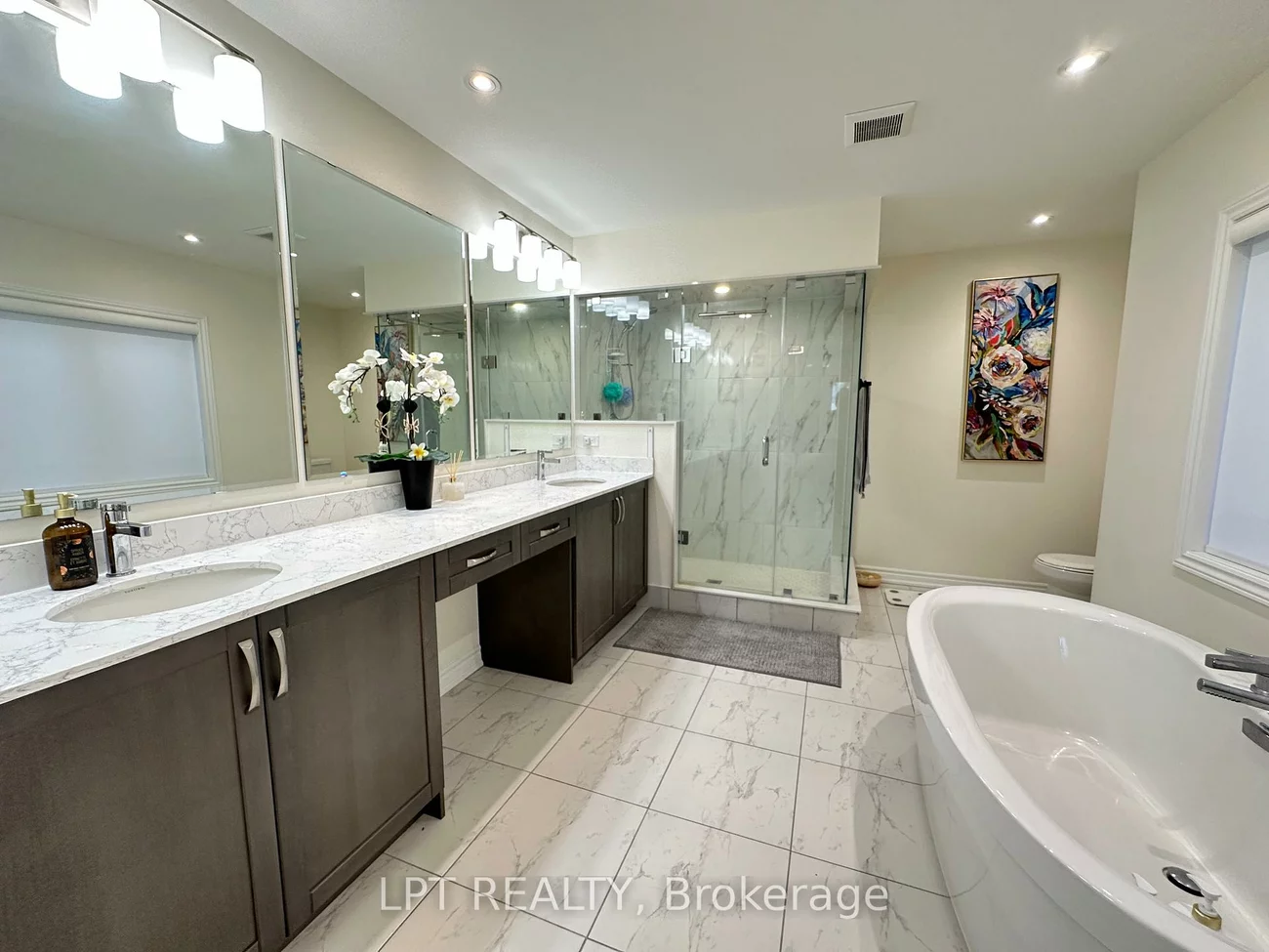 33, Fair Winds, Holland Landing, East Gwillimbury