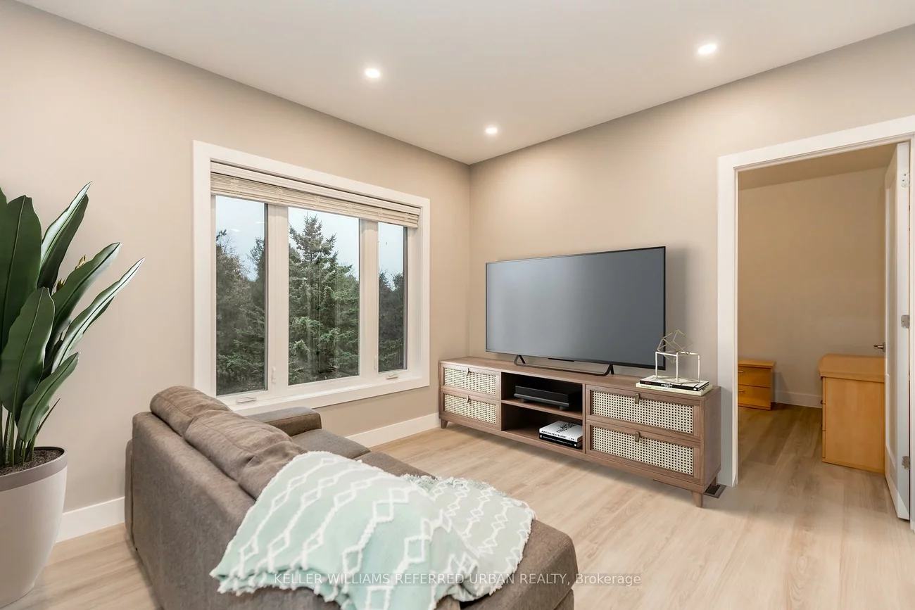 23, Delta, Holland Landing, East Gwillimbury