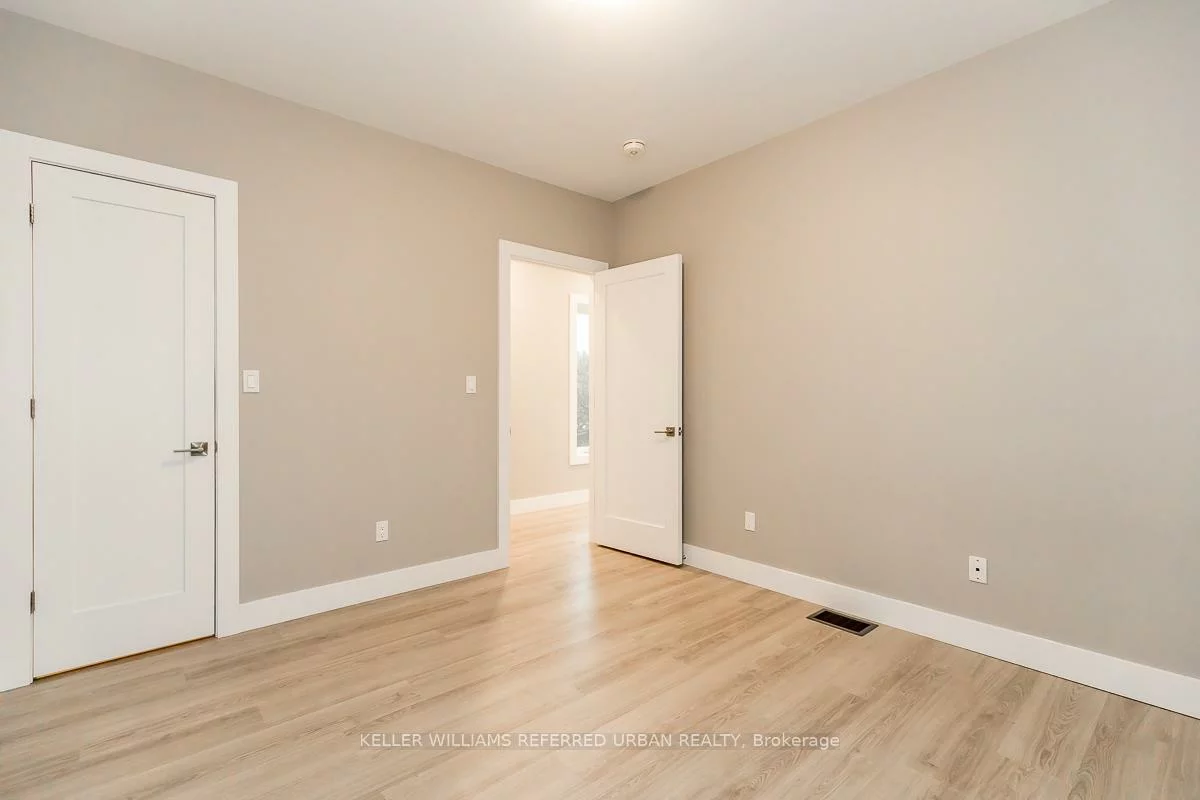 23, Delta, Holland Landing, East Gwillimbury