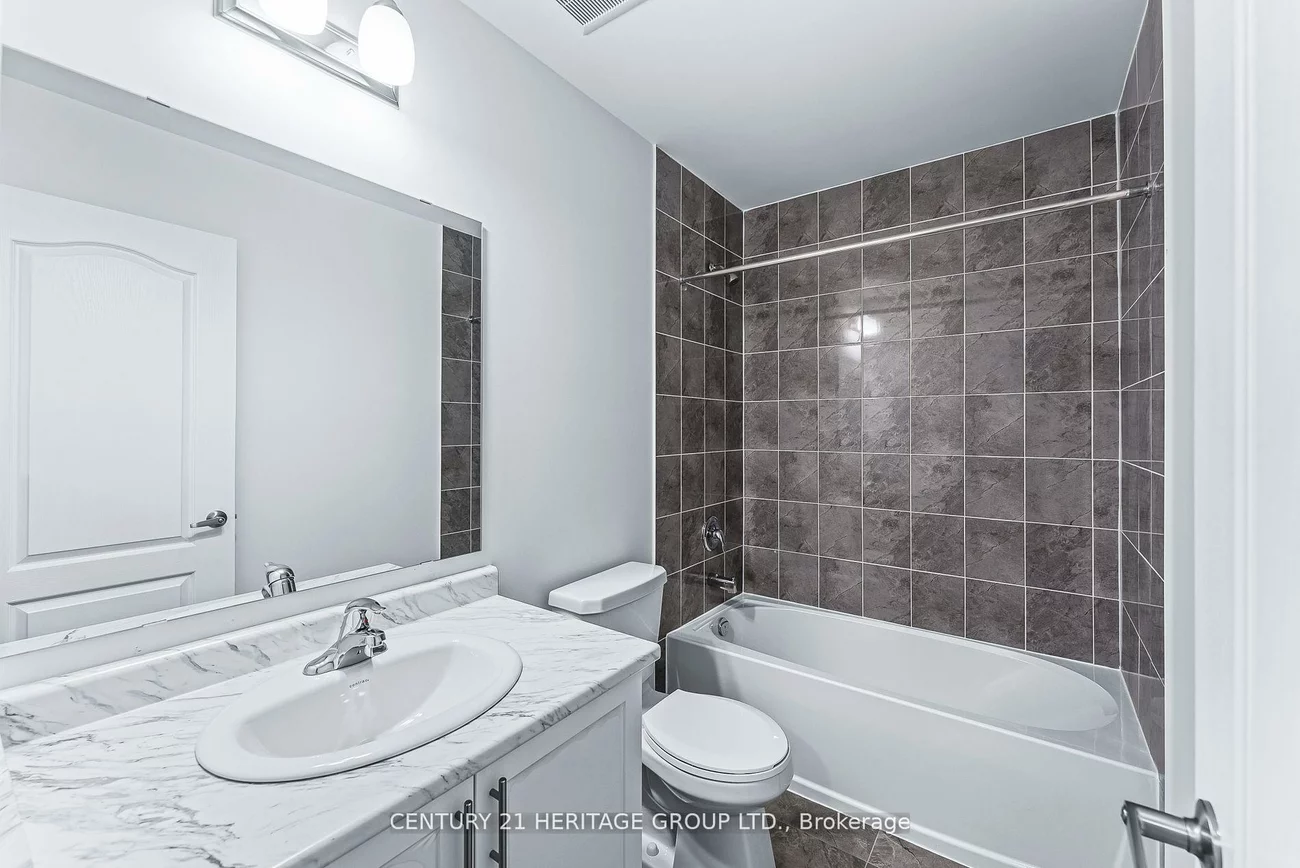62, Beechborough, Sharon, East Gwillimbury