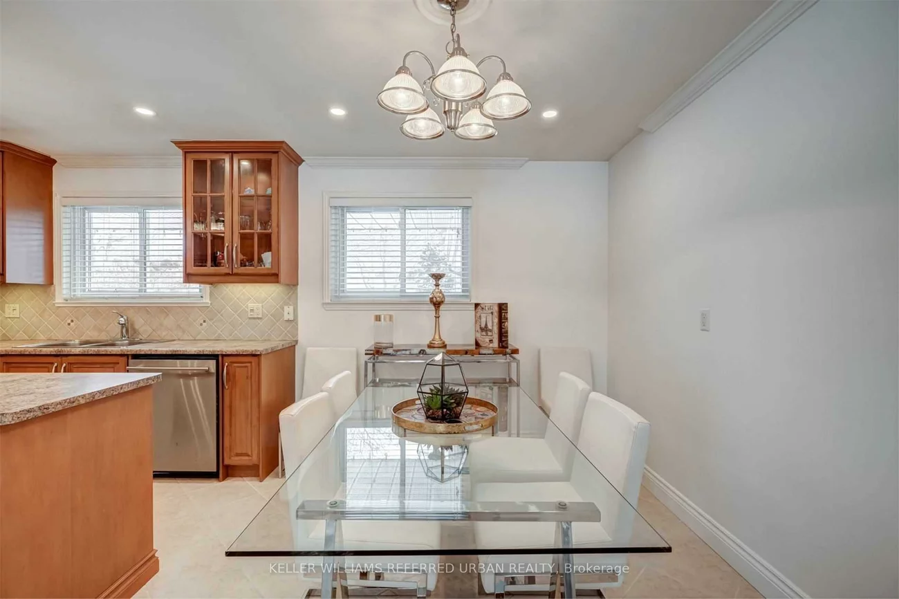 135, Jennifer, Sharon, East Gwillimbury