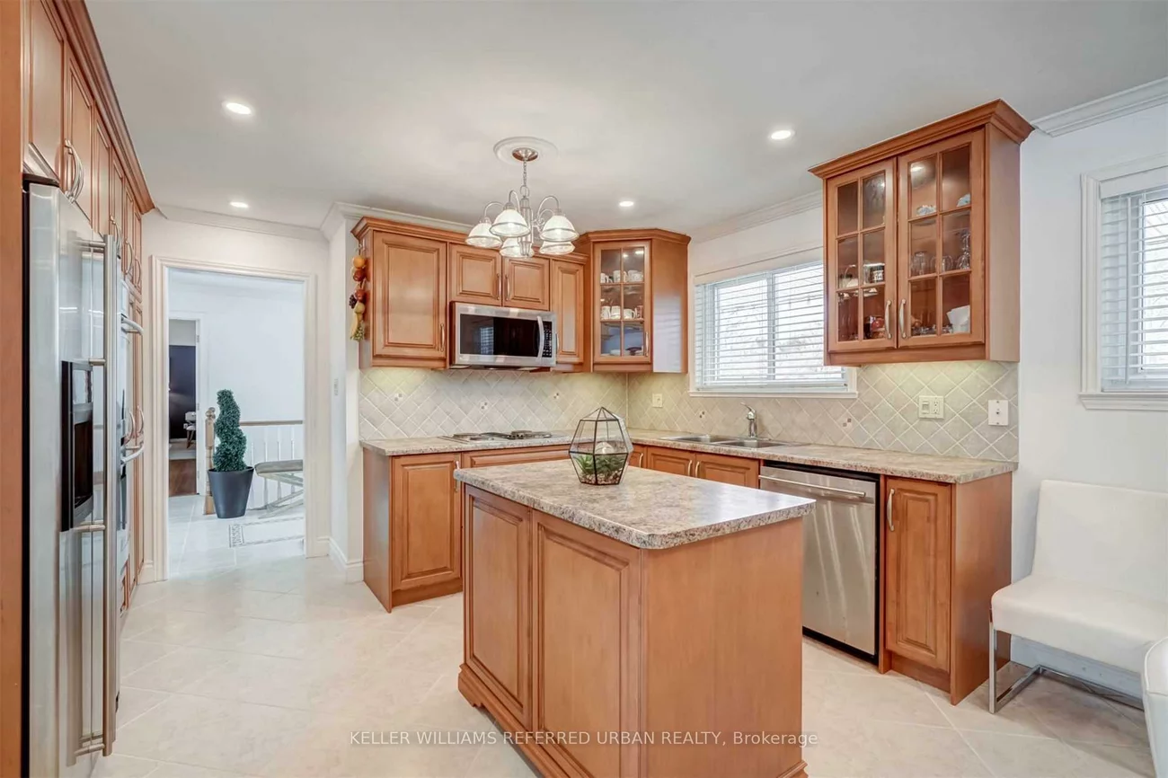 135, Jennifer, Sharon, East Gwillimbury
