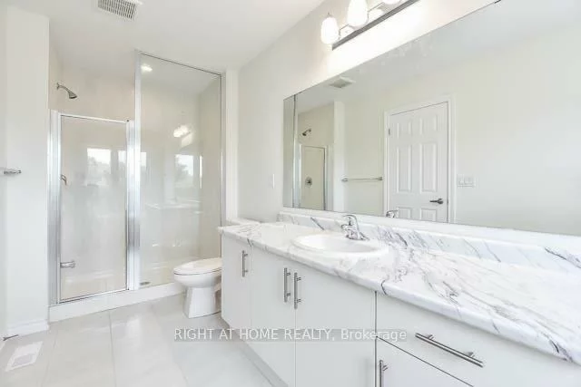 4, Blackpool, Queensville, East Gwillimbury